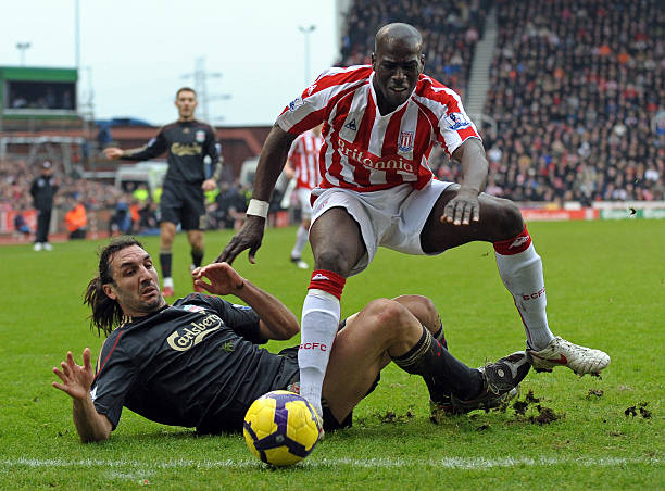 令人为之振 令人为之振