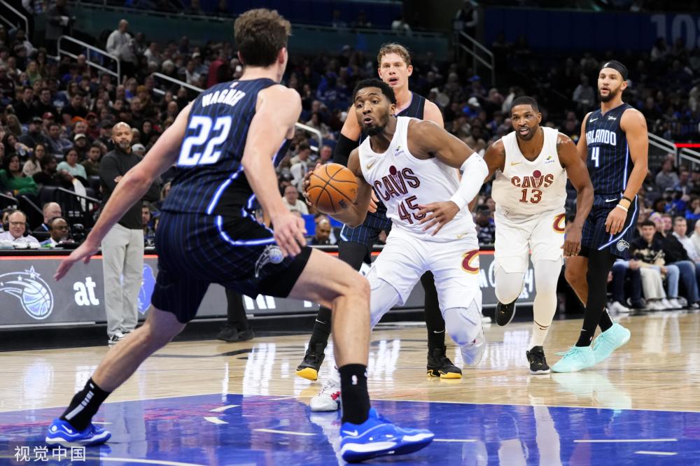 了一个不同 了一个不同