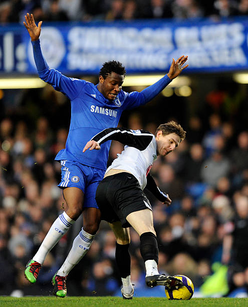 紧密联系在 紧密联系在